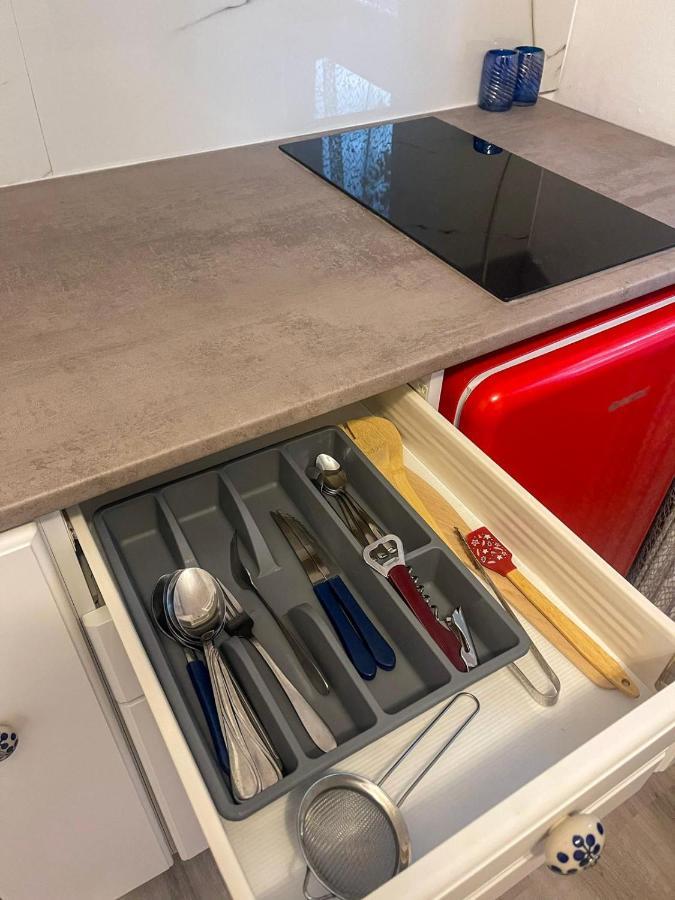 Buzz Apartment Cluj-Napoca Eksteriør billede