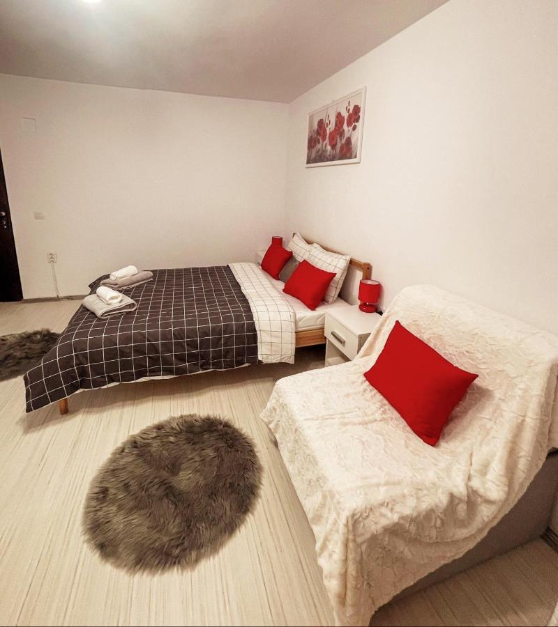 Buzz Apartment Cluj-Napoca Eksteriør billede