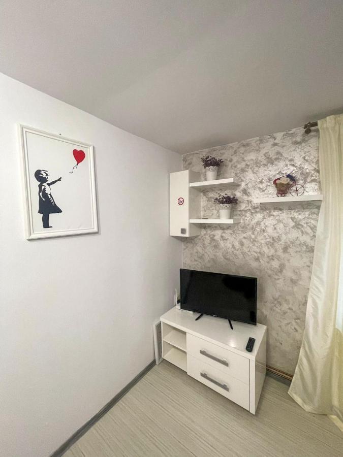 Buzz Apartment Cluj-Napoca Eksteriør billede